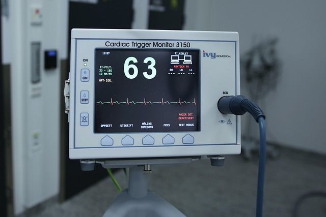 Apparecchiatura ECG per gli esami diagnostici cardiologici